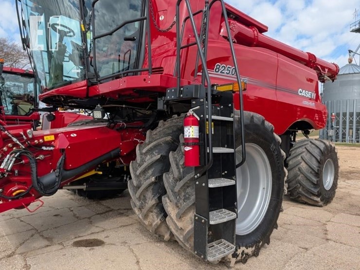case-ih-8250-image-19