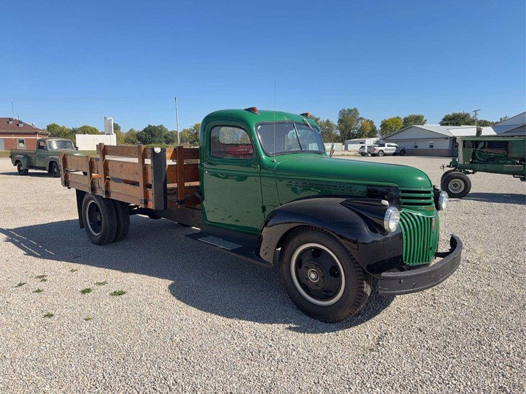 1946-chevrolet-truck-image-7