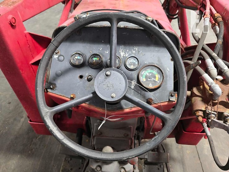 massey-ferguson-245-image-14