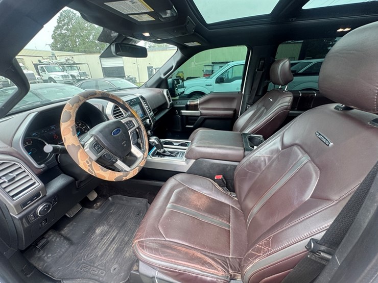 2016-ford-f150-platinum-crew-cab-pickup---4wd-3.5l-v6---132,503-miles-showing---1ftew1eg0gfc13506-image-5