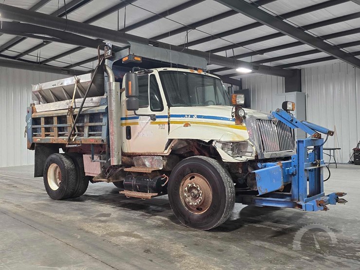 2005-international-workstar-7400-image-2