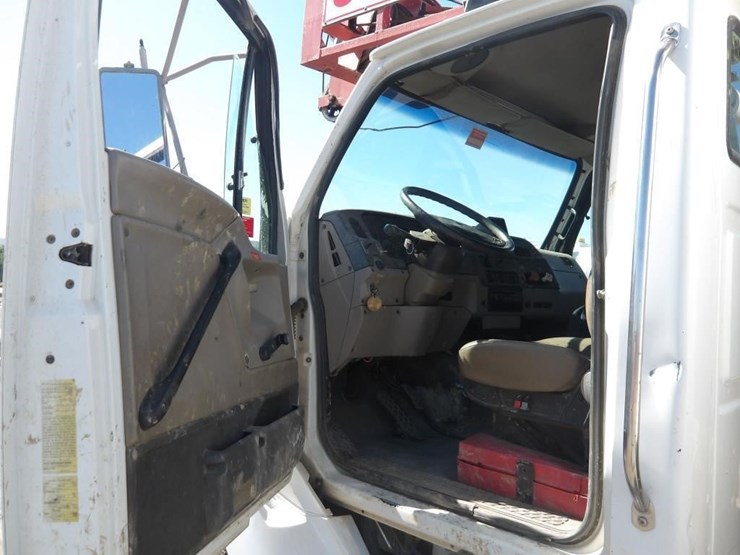 2007-sterling-l7500-drilling-rig-truck-image-24