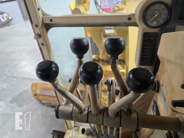 1996-caterpillar-140h-image-19