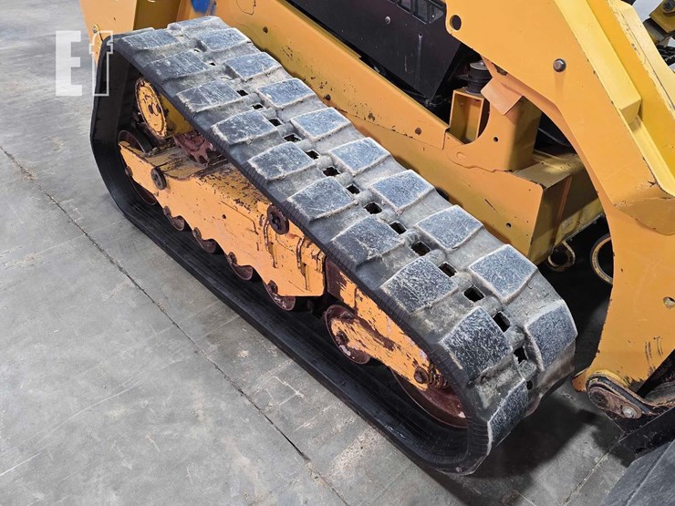 2022-caterpillar-289d3-image-37
