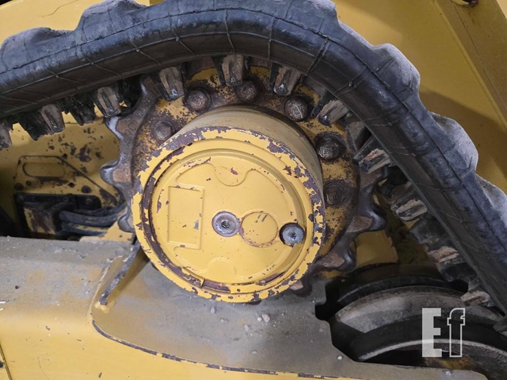 2021-caterpillar-259d3-image-29