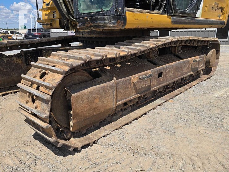 2016-caterpillar-336fl-image-32