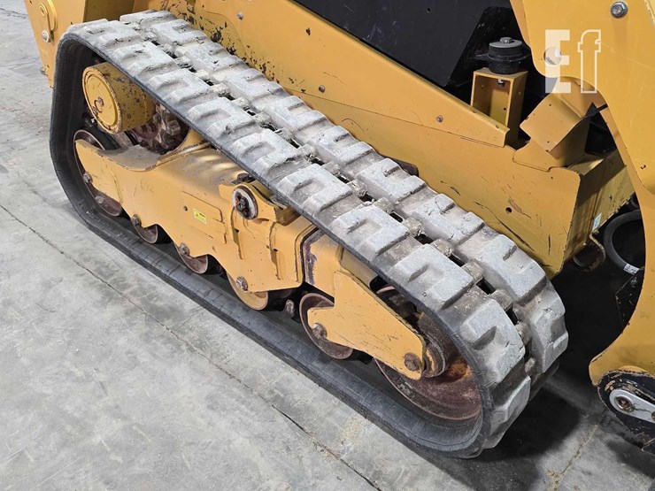 2021-caterpillar-259d3-image-37