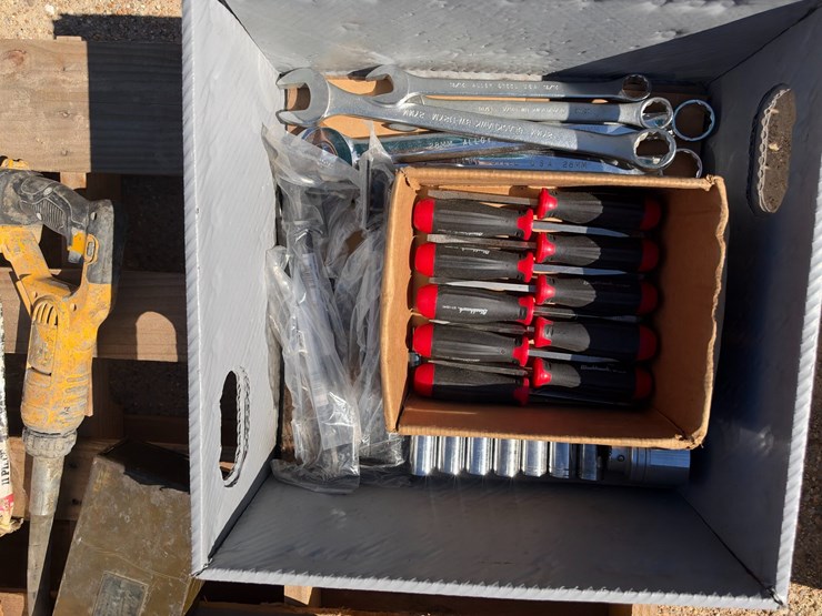 #41625-•-miscellaneous-tool-and-parts-image-3