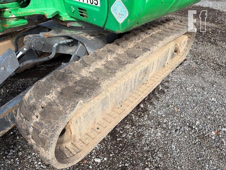 2018-takeuchi-tb230-image-11