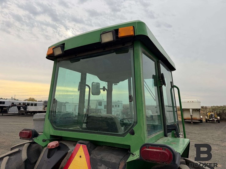 2000-john-deere-5510-tractor-image-31