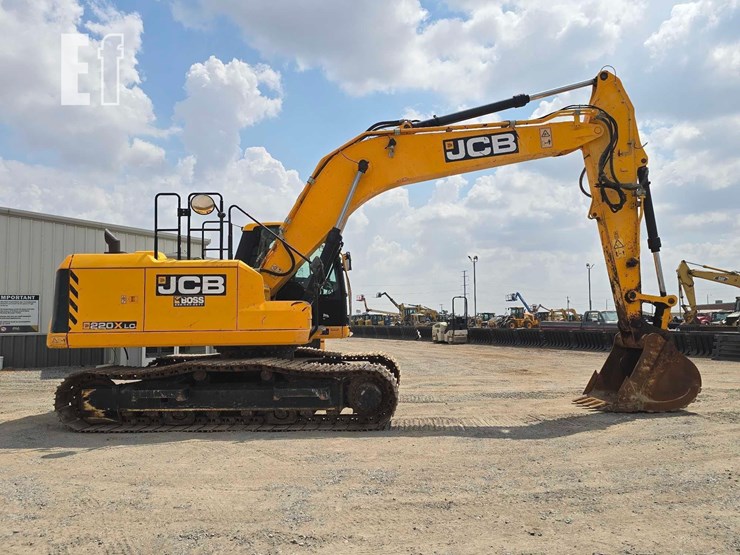 2023-jcb-220x-lc-image-6