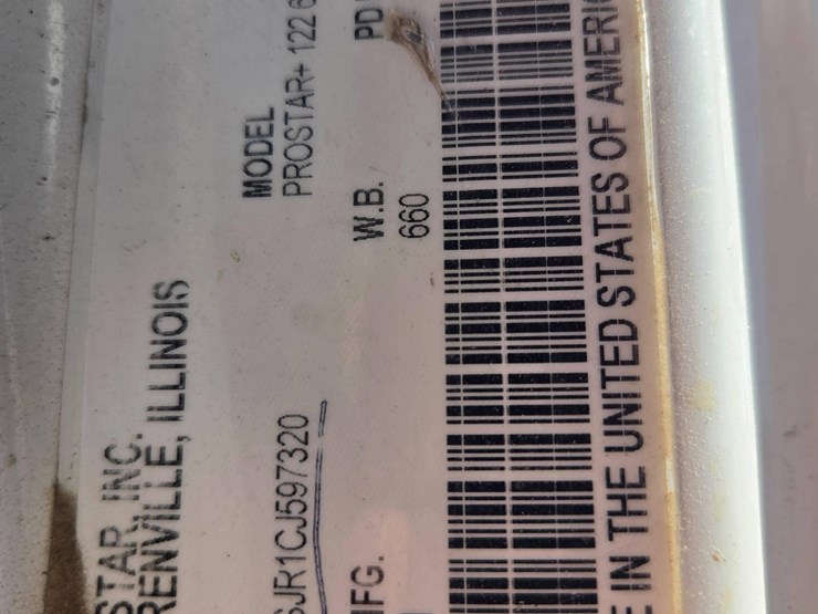 2012-international-prostar+-122-semi-truck-image-2