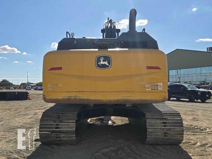 2022-deere-210g-lc-image-8