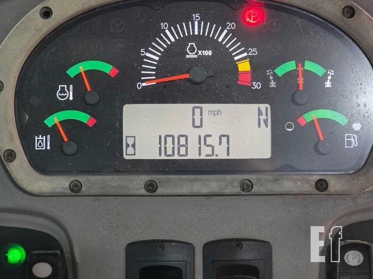 2009-caterpillar-120m-image-18