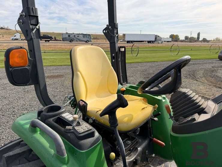 2014-john-deere-3039r-tractor-w/h165-loader-image-38