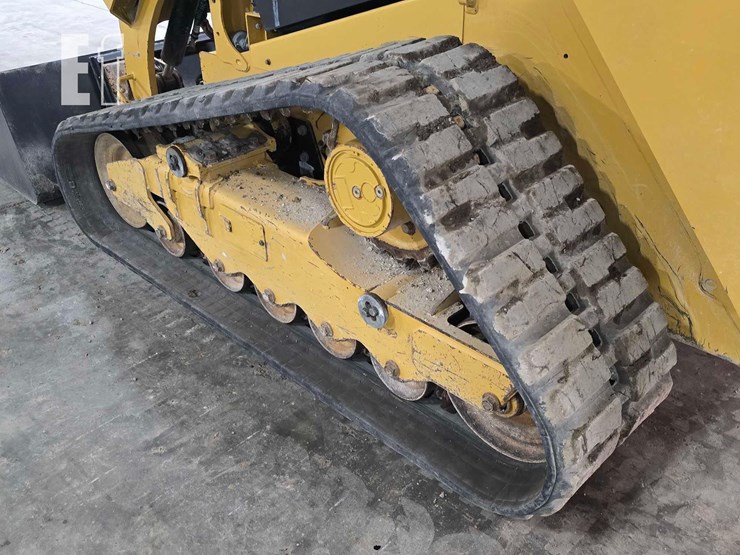2021-caterpillar-289d3-image-29