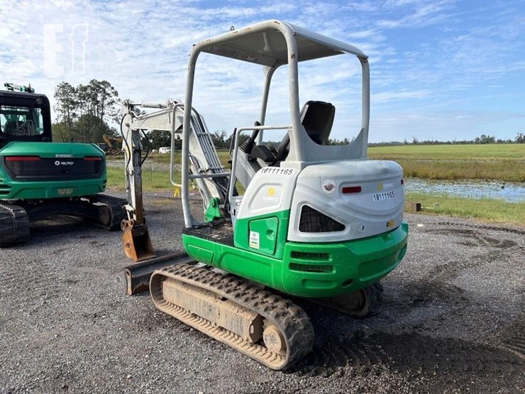 2018-takeuchi-tb230-image-4