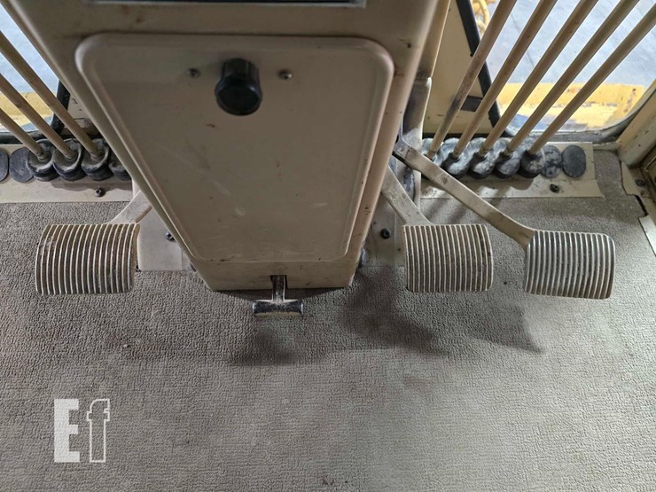 1999-caterpillar-120h-vhp-image-15