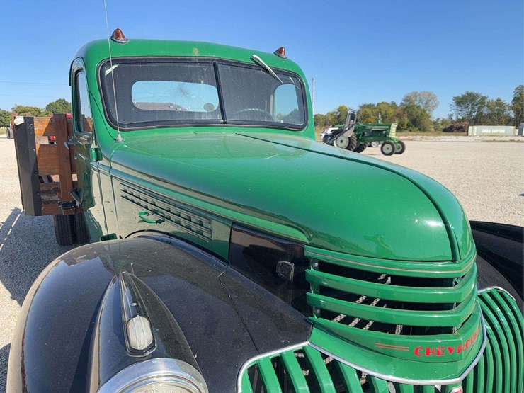 1946-chevrolet-truck-image-11