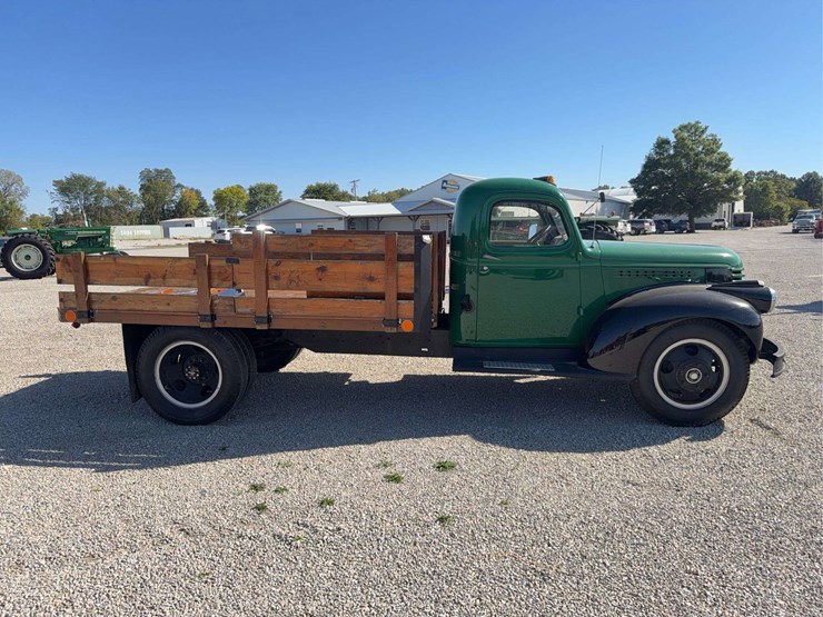1946-chevrolet-truck-image-6