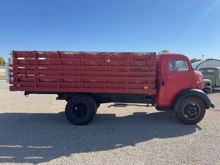 1937-1939-ford-cabover-truck-image-6