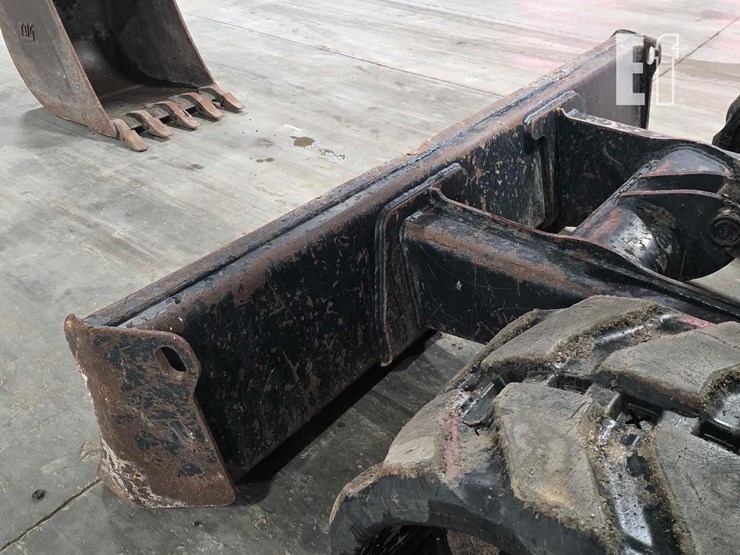 2019-jcb-85z-1-image-17