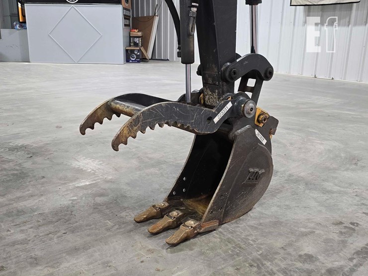 2024-deere-35-p-tier-image-9