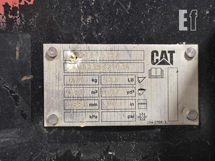 2022-caterpillar-289d3-image-13