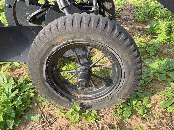wiard-two-bottom-plow-image-11