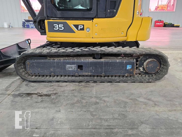 2024-deere-35-p-tier-image-23
