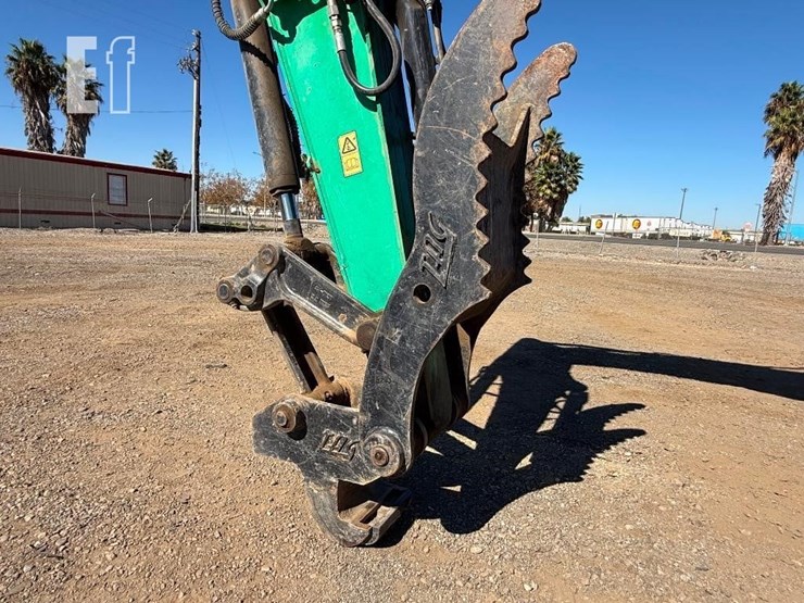 2019-jcb-85z-1-image-9