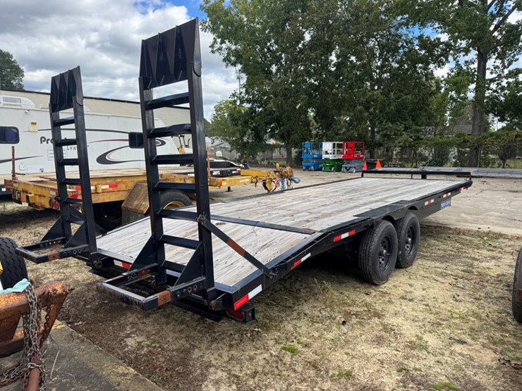 2025-triple-crown-102"x24'-dual-axle-deck-over-equipment-trailer---folding-ramps---gvwr:-14,000lb-image-3