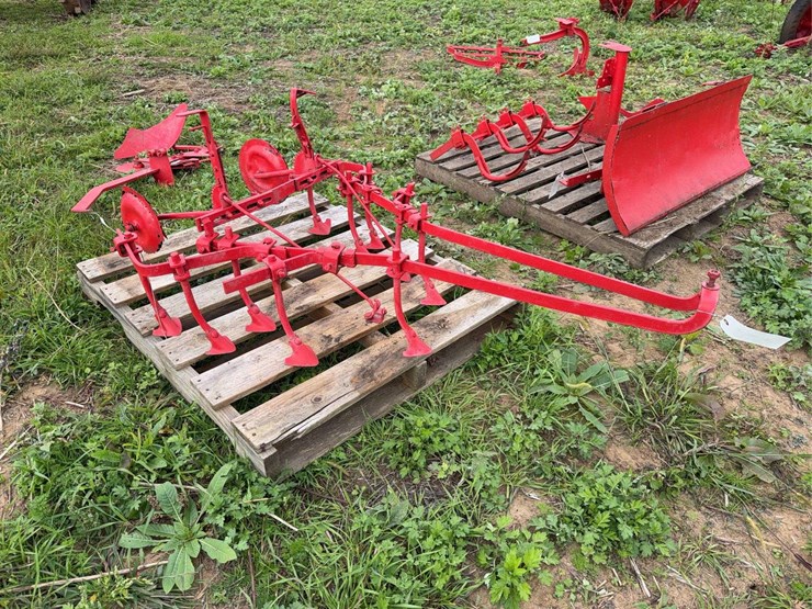 david-bradley-cultivator-image-2
