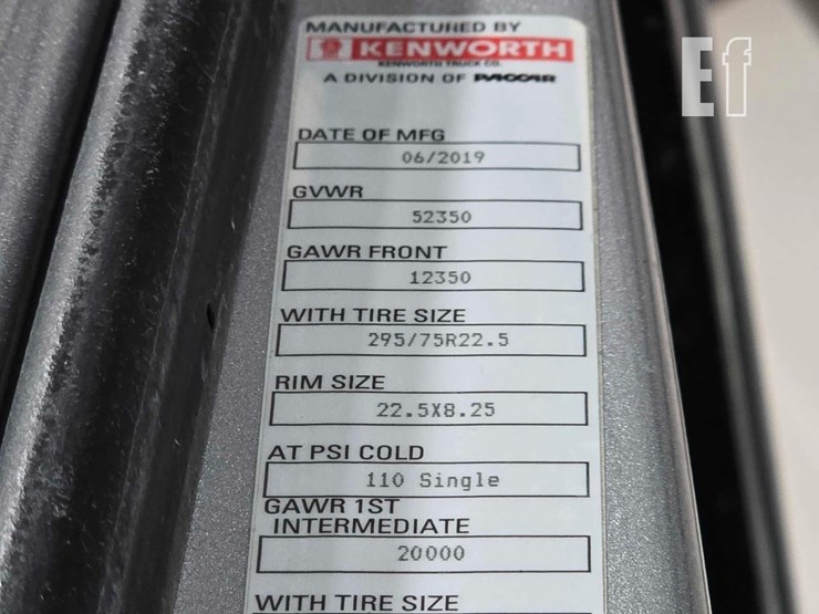 2020-kenworth-t680-image-33