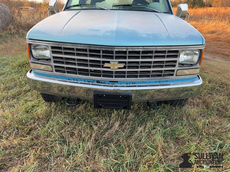 1993-chevrolet-k3500-4x4-pickup-image-16