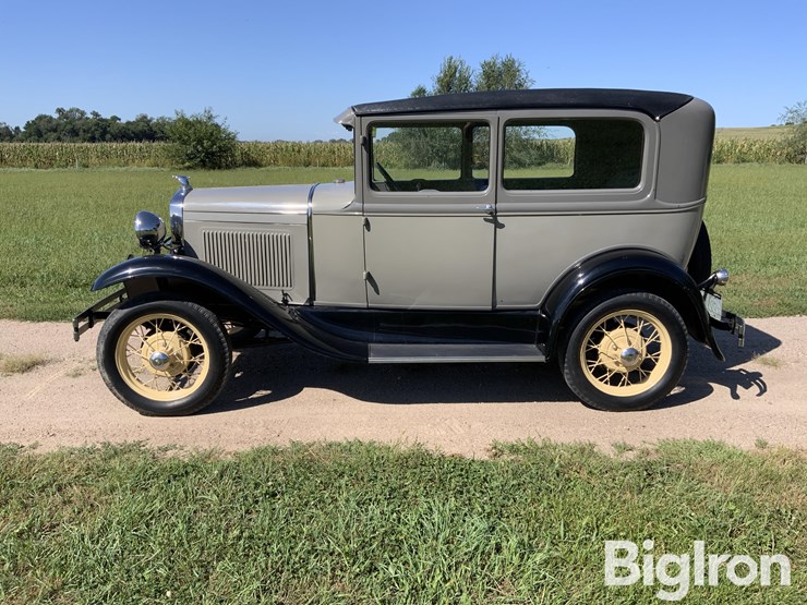 1931-ford-model-a-car-image-8