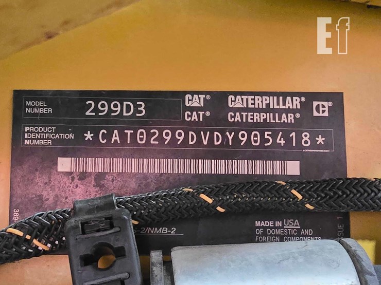2021-caterpillar-299d3-image-38
