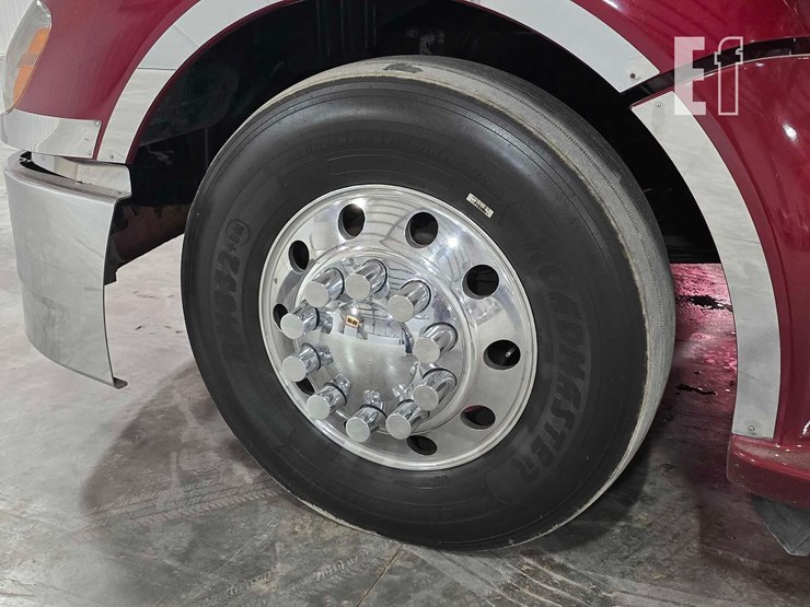 2020-kenworth-t680-image-22