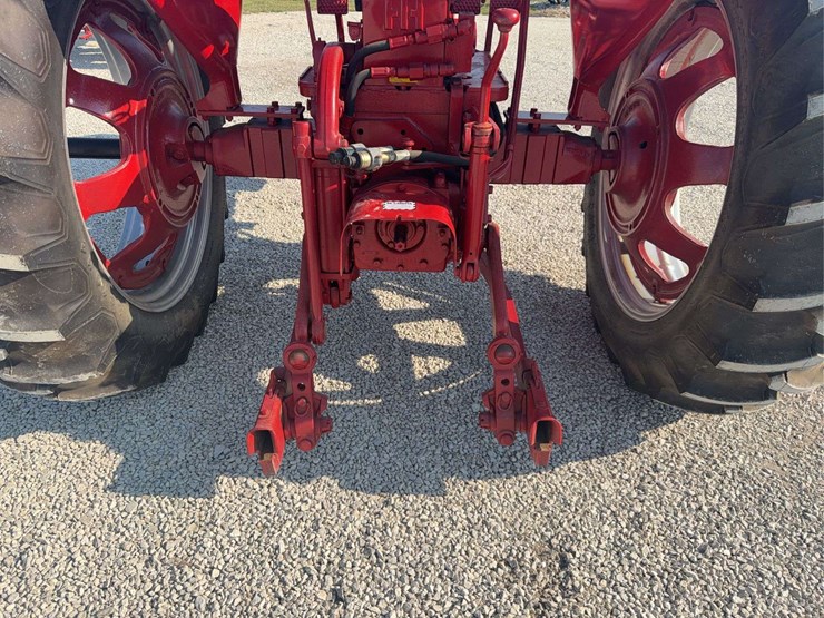 farmall-300-image-43