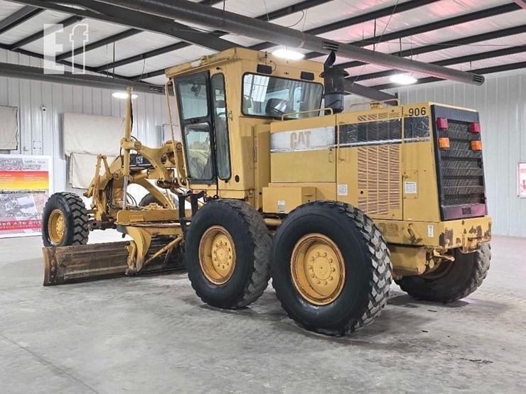 2003-caterpillar-12h-image-4