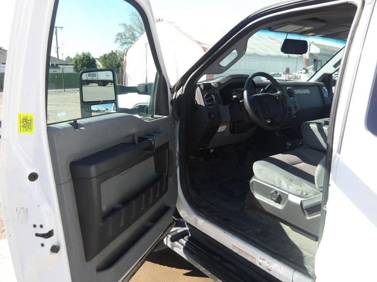 2015-ford-f450-mechanics-truck-image-28