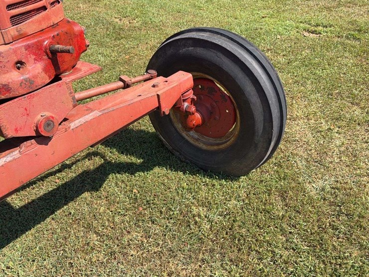 farmall-super-m-image-10