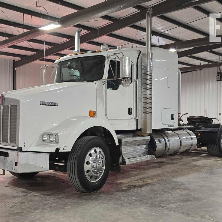 2012 KENWORTH T800