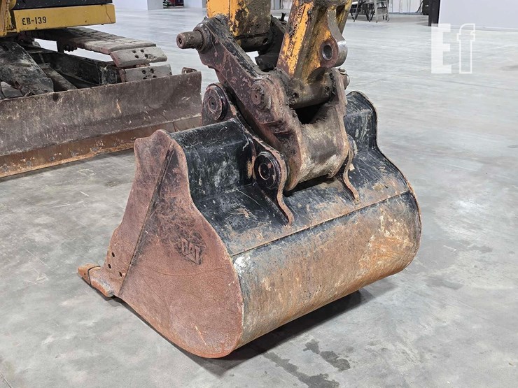 2022-caterpillar-308-cr-image-12