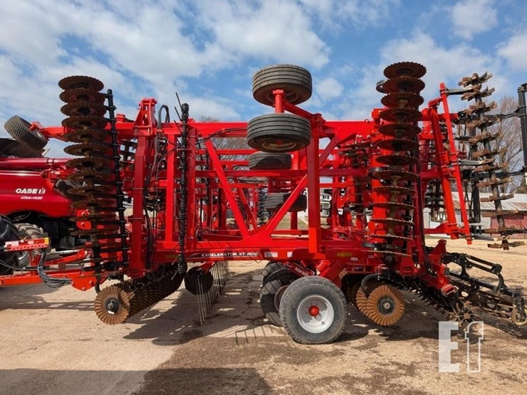 2023-kuhn-krause-8010-xt-1005-image-2