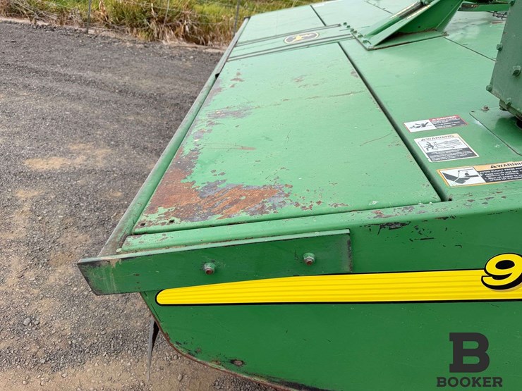 john-deere-moco-946-pull-type-swather-image-22