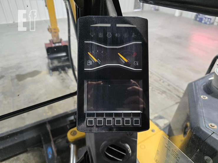 2021-caterpillar-306cr-image-23