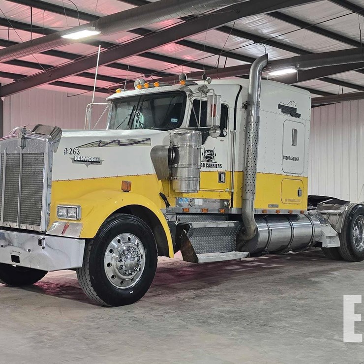 2000 KENWORTH W900