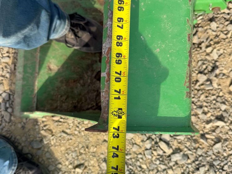2014-john-deere-3039r-tractor-w/h165-loader-image-9