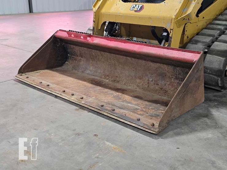 2021-caterpillar-299d3-image-9